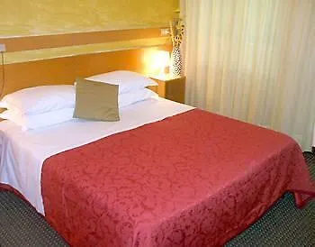 Art Hotel 3*