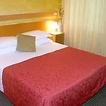 Art Hotell 3*